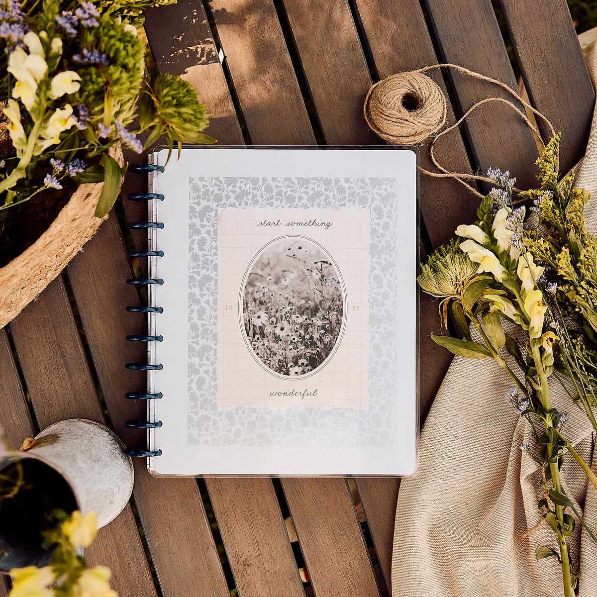 Happy Planner Wildflower Daydream 12-month dated Big planner product view