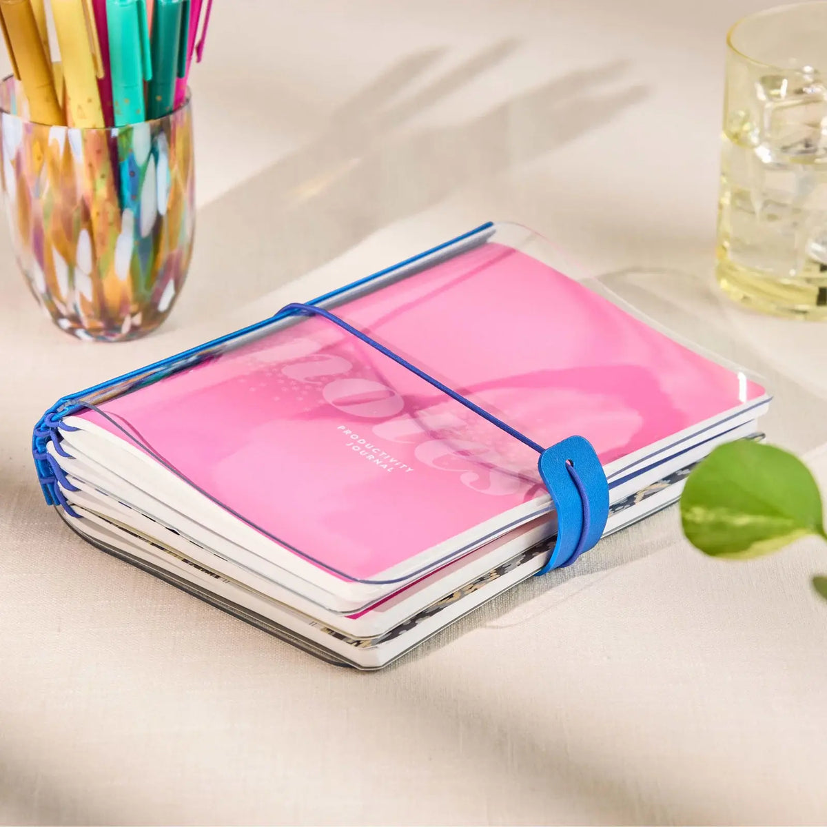 Erin Condren planner folio: Side view of several books held inside the Flex Folio