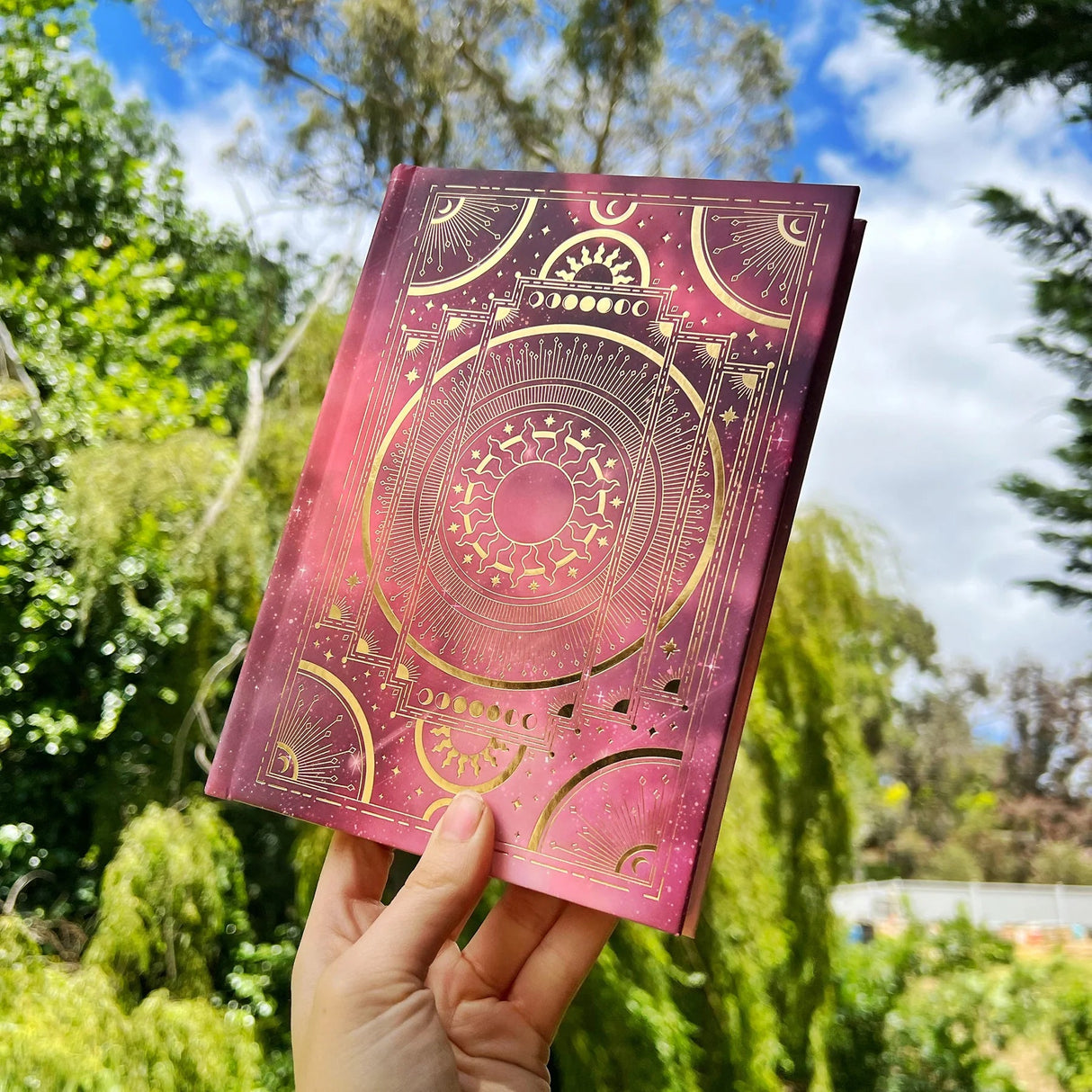 Le Soleil Journal with dotted pages