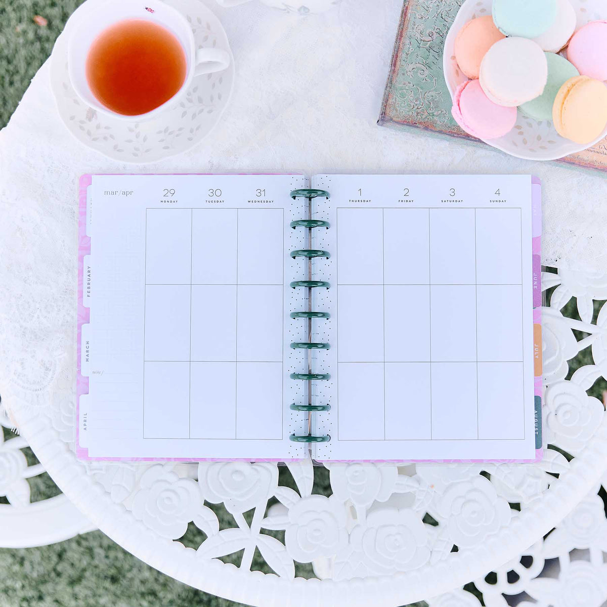 Happy Planner Hive & Bloom Classic Vertical Planner 2027: Vertical weekly spread with floral details