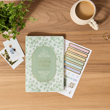 Erin Condren Gratitude Journal Petite Planner - Bouquet Wallpaper