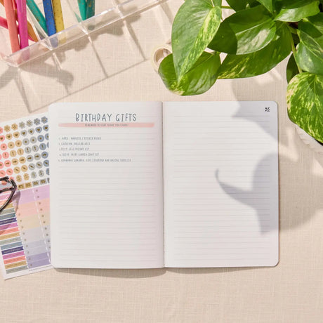 Erin Condren Petite Planner: Birthday list and lined notes spread