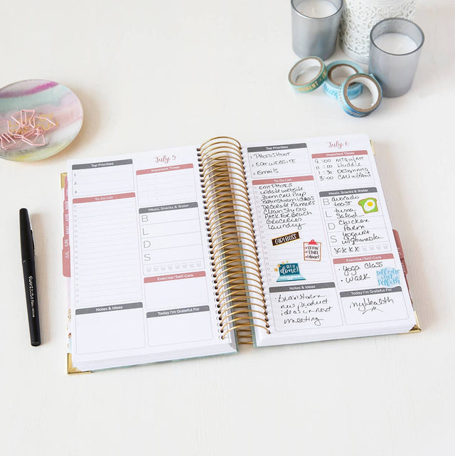 Undated Daily Planner - Bloom Daily Planners