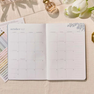 Erin Condren Petite Planner: Open monthly calendar spread