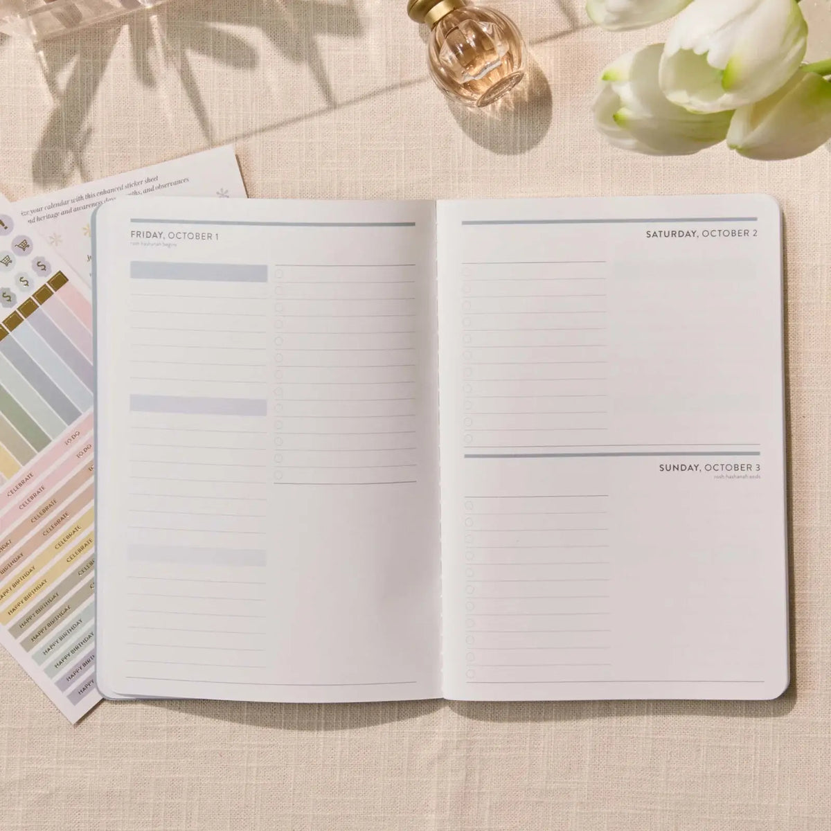 Erin Condren Petite Planner: Daily page with checklist and lined writing sections