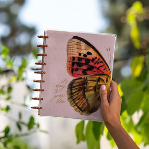 Happy Planner Classic Papillion Butterfly Daily Planner Deluxe | Undated 4-Months