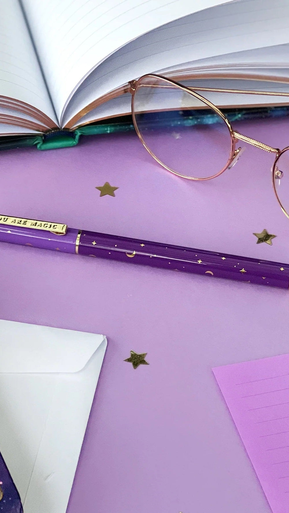 You are Magic Gel Rollerball Pen Purple close up 
